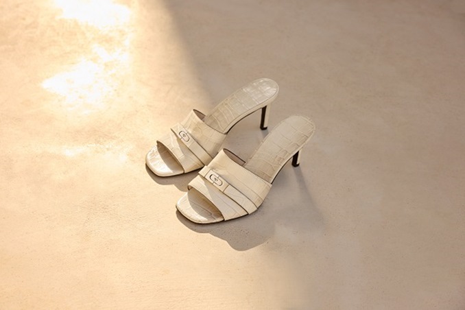 رمضان بأسلوب TORY BURCH: تشكيلة خاصة بروح أنيقة وهادئة